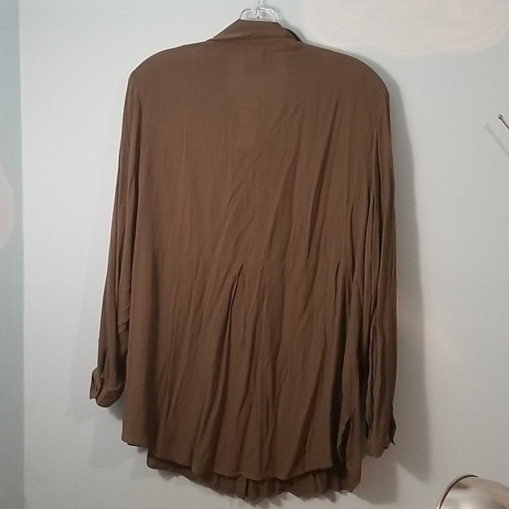 Green long sleeve button up shirt 1X NWT - Picture 3 of 12